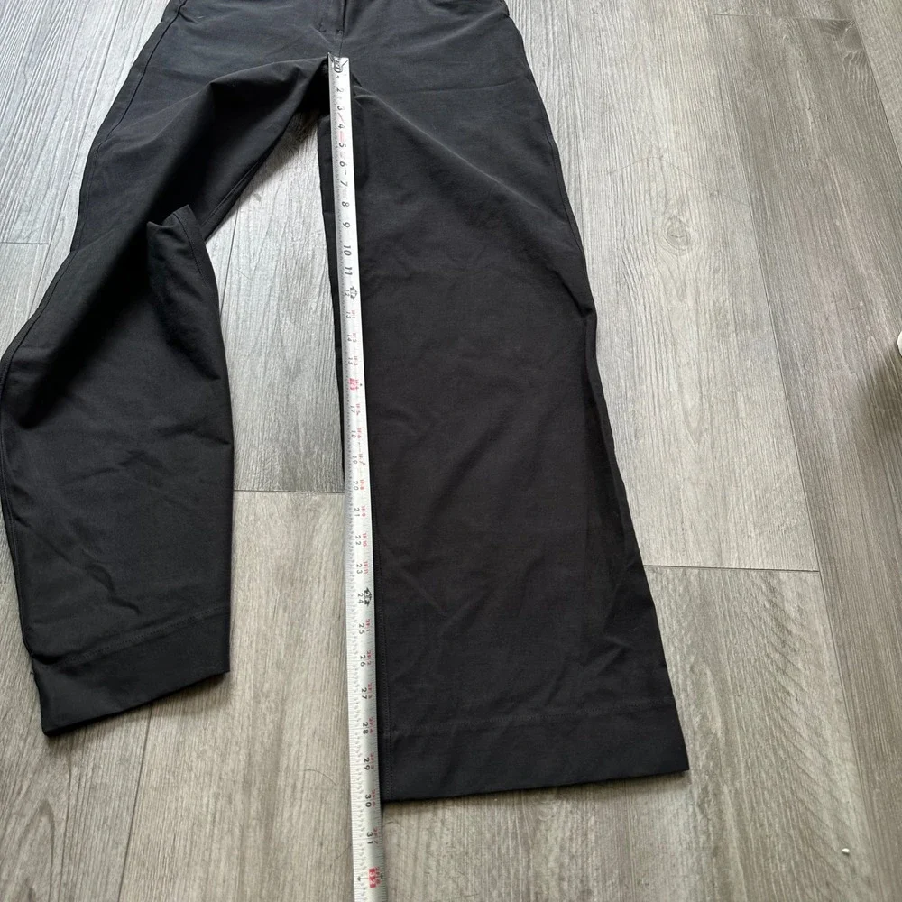Lululemon Size 25 City-Sleek Wide-Leg dress Pants